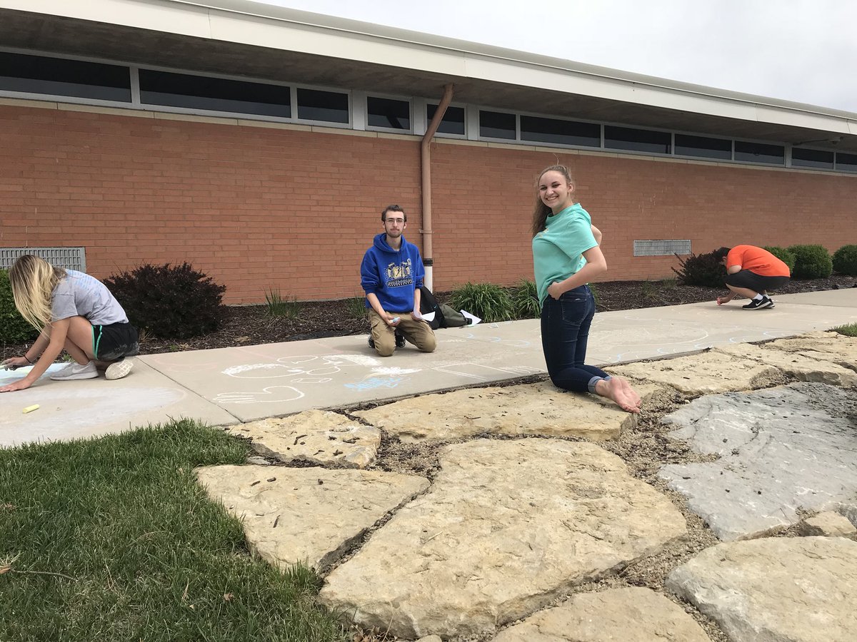FCS_379's tweet photo. Culinary arts students completing their chalk final at CCCHS. Showing compilations of what they learned during the 2017-2018 school year. #tigersFCS #usd379 https://t.co/bt3d99RTKJ