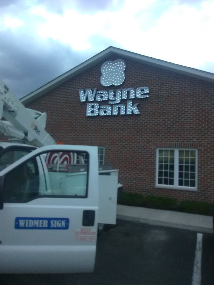 WidmerSignCo's tweet photo. We make sure your #sign will light your #logo up perfectly!!! #LEDs #energyefficiency #purewhite #branding #signsmeanbusiness #Widmersign https://t.co/YFa3KRyN2x
