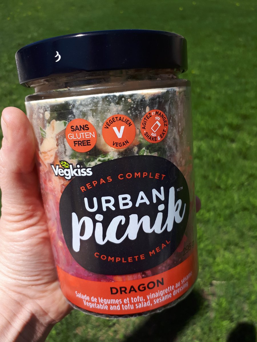 Les salades Urban picnik sont parfaites pour manger sur le pouce!