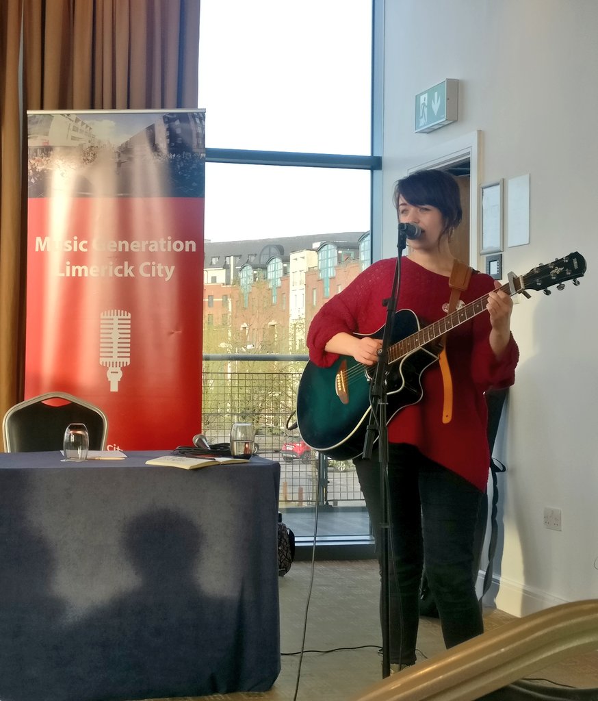 conorwardmusic's tweet photo. @ELangfordMusic with a brilliant set at @LimerickLoves this evening before some great discussions on live music! @FMC_Ireland @angela_dorgan @musiclimerick #livemusic #firstcontactmusic https://t.co/8gWNjBD5PP