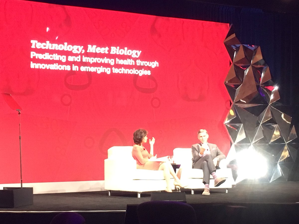 bisgur's tweet photo. @PwCHealth  #180Health .@EricTopol says the future of health technology will combine humans and robots AKA “cobots” the combination of clinicians and artificial intelligence working together. #pinksocks @LGin412  @ChrisieWendin https://t.co/BXEfE2ZhQw