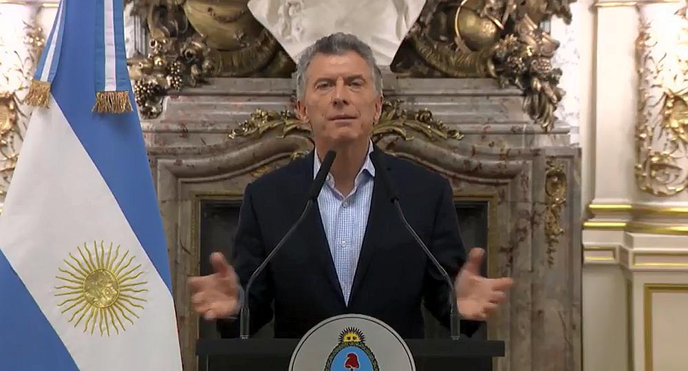 CRVchaco's tweet photo. Argentina vuelve a financiarse con el FMI: Macri anunció el inicio de negociaciones para un préstamo https://t.co/Xkpshj6HKO https://t.co/v2fw6vFkyW
