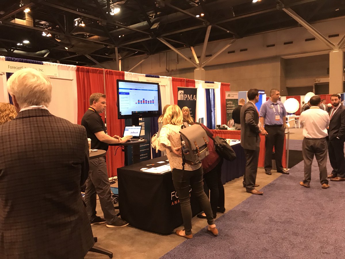 LisaMorstad's tweet photo. Enjoying time with public sector administrators at GFOA! @Forecast5 @GFOA https://t.co/DA4DnV9z6W