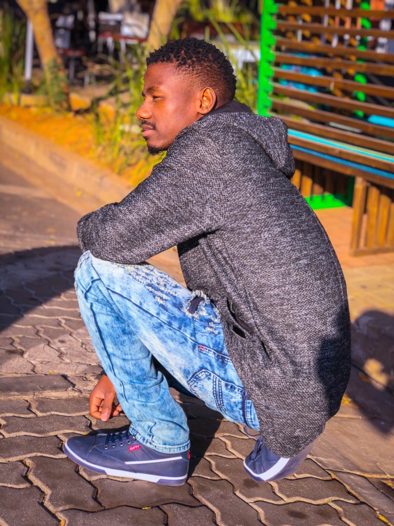 Player1505's tweet photo. On To The Next One!!👌🏽  @CUTTYafrica @JonathanDafrica  
#JDMan #JD #Cutty #Player1505 #Endorsement #CuttyAfrica https://t.co/ym3IFwxAjN