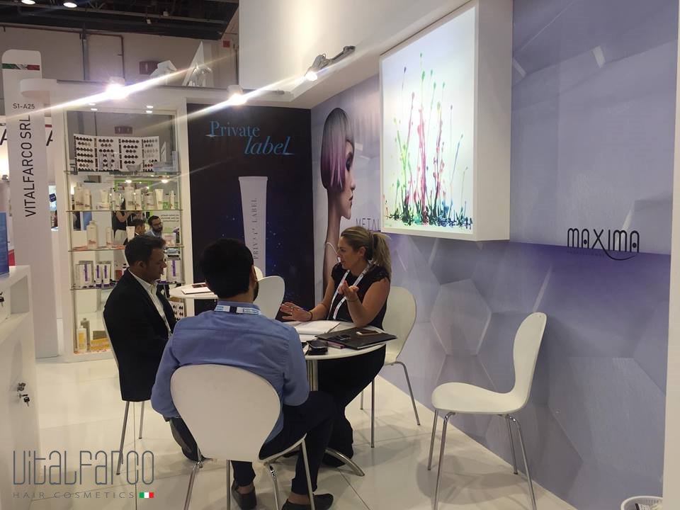 vitalfarco's tweet photo. Primo giorno al #BeautyworldME di #Dubai 🇦🇪💆‍♀

Domani altra lunga giornata!
#staytuned https://t.co/6fUsom1nXD