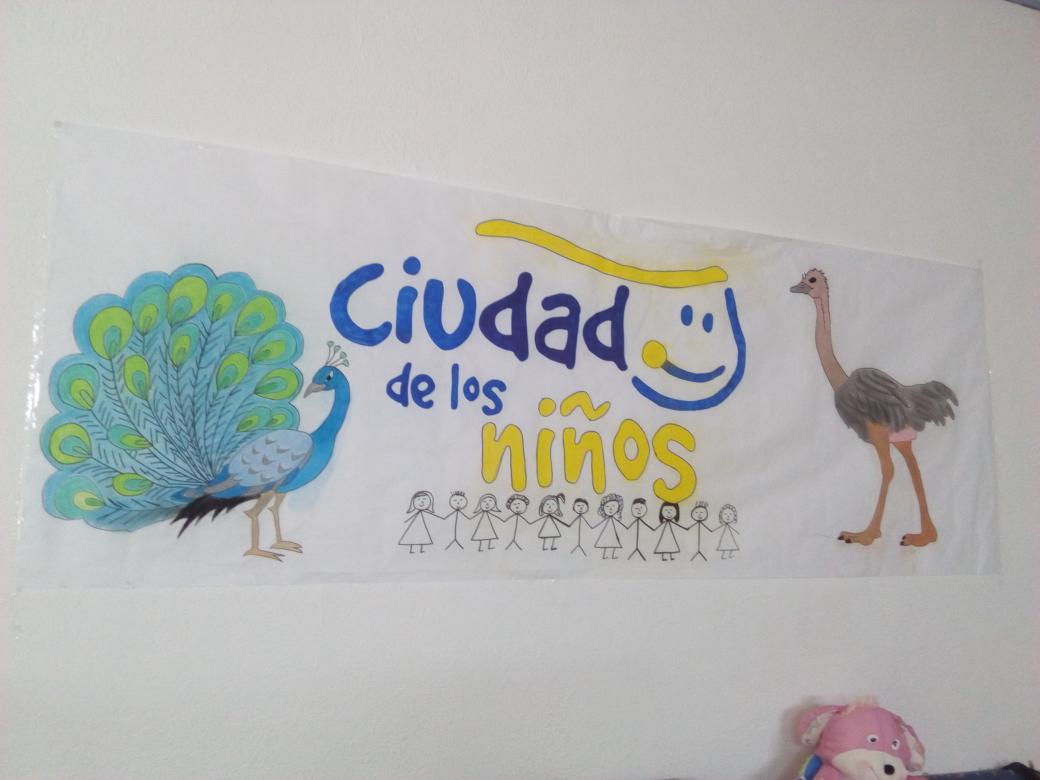 Nuriiyaa_f7's tweet photo. Hoy hace 2 meses que empecé con estos niños para ayudarles en lo que este en mi mano y cada día estoy mas contenta! No podía haber elegido mejor sitio https://t.co/sODsBQeaVB