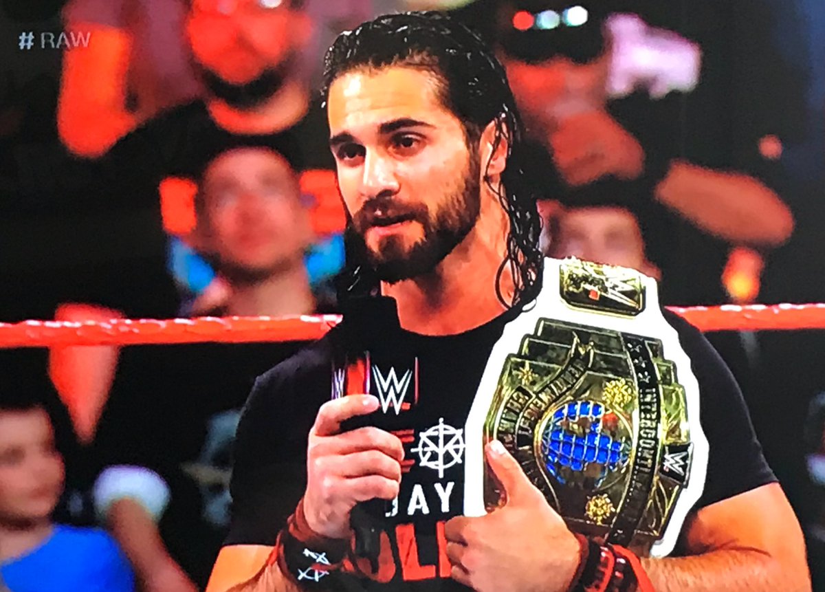 wadeo29's tweet photo. #MondayNightRollins is #BurningItDown as the #ICChamp and I’m considering @WWERollins as the #MainChamp on #RAW #UniversalChampionship ??? #InterContinentalChampion is a #RealTitle https://t.co/qphcCoFPQE