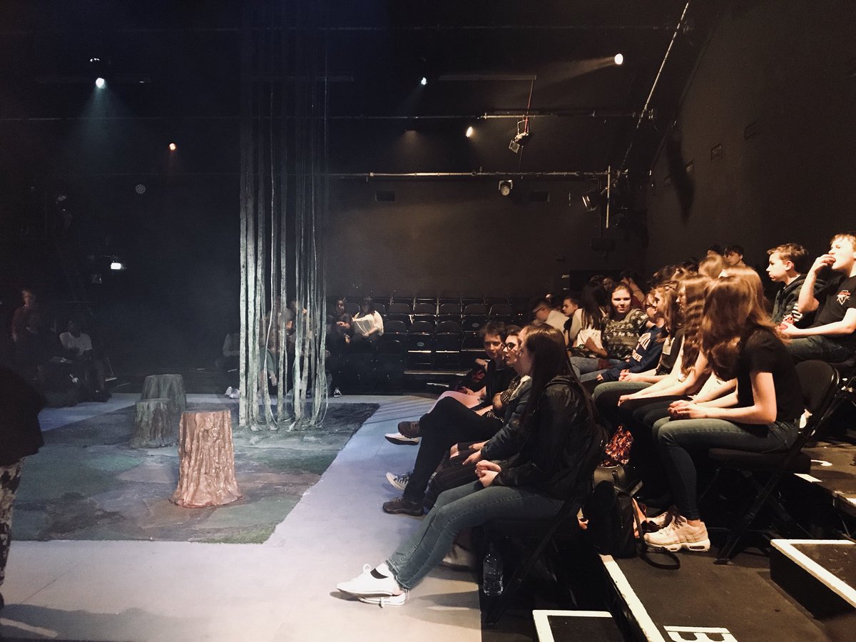 WaingelsPerfArt's tweet image. Year 9, 10 and 11 are set and ready to watch the @NYTofGB’s performance of DNA #dna #dramatrip #keepthe endingasecret