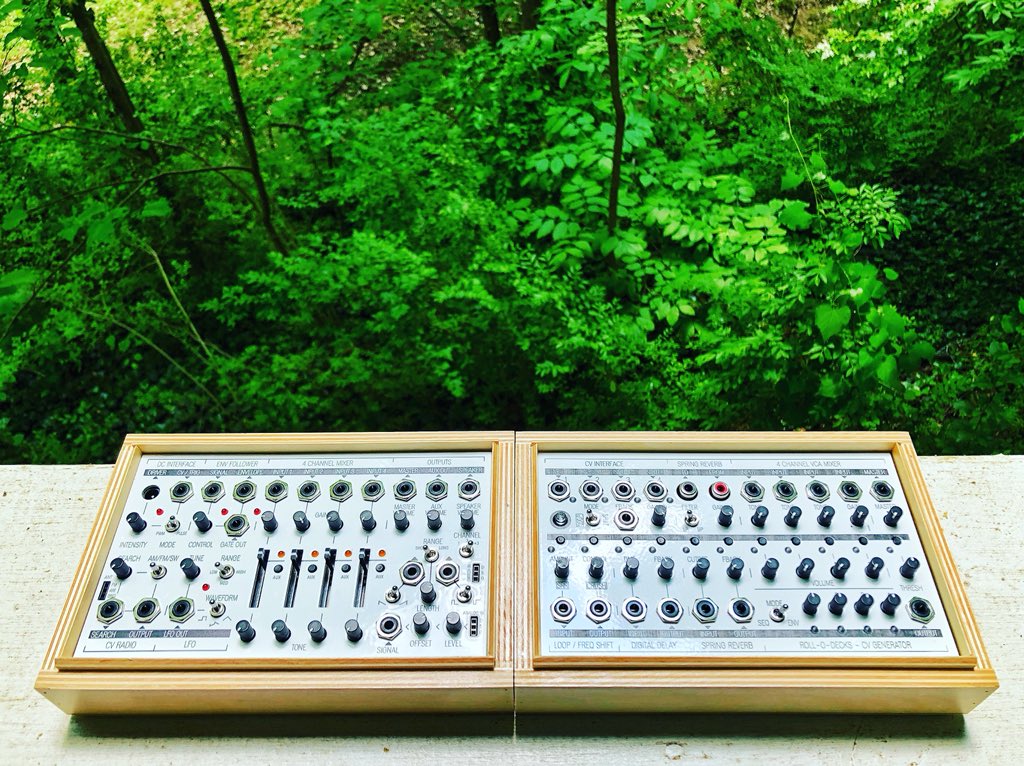 RichardDevine's tweet photo. @KOMAelektronik very excited to use these π #FieldKit #FXkit #electroacousticworkstation https://t.co/RaSOlPHWAx