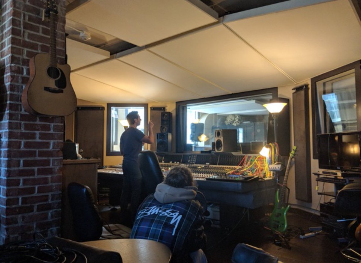 sonic_democracy's tweet photo. Guitar tracks in progress! #sonicdemocracystudio https://t.co/9YQSgyTJ5t