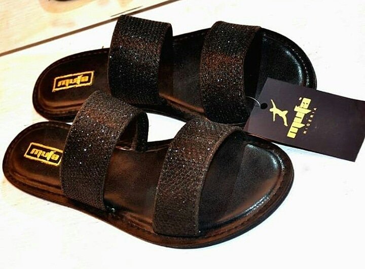 FawazYahaya's tweet photo. Already made Size (40) Available, order and get it within 24hours.... 
KINDLY REPOST PLEASE, A CUSTOMER MIGHT BE ON YOUR TL...... 
@AmeeynahRimi @Letslovepinkk @Rimi_Abubakar @__yellows @Meenatishaq1 @_marabb_ @Safeeeya_h @Mareeam_mm @Lady_bade @muhdmustyy @Belshagy @khadee_fika https://t.co/u5MyA8lN3Q