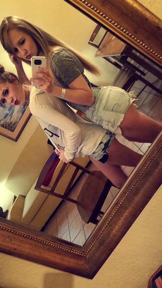 amaris_ann's tweet photo. Happy 21st bday to this hottie ❤️💋 @KierstinDushack https://t.co/JeQbg5IN3f