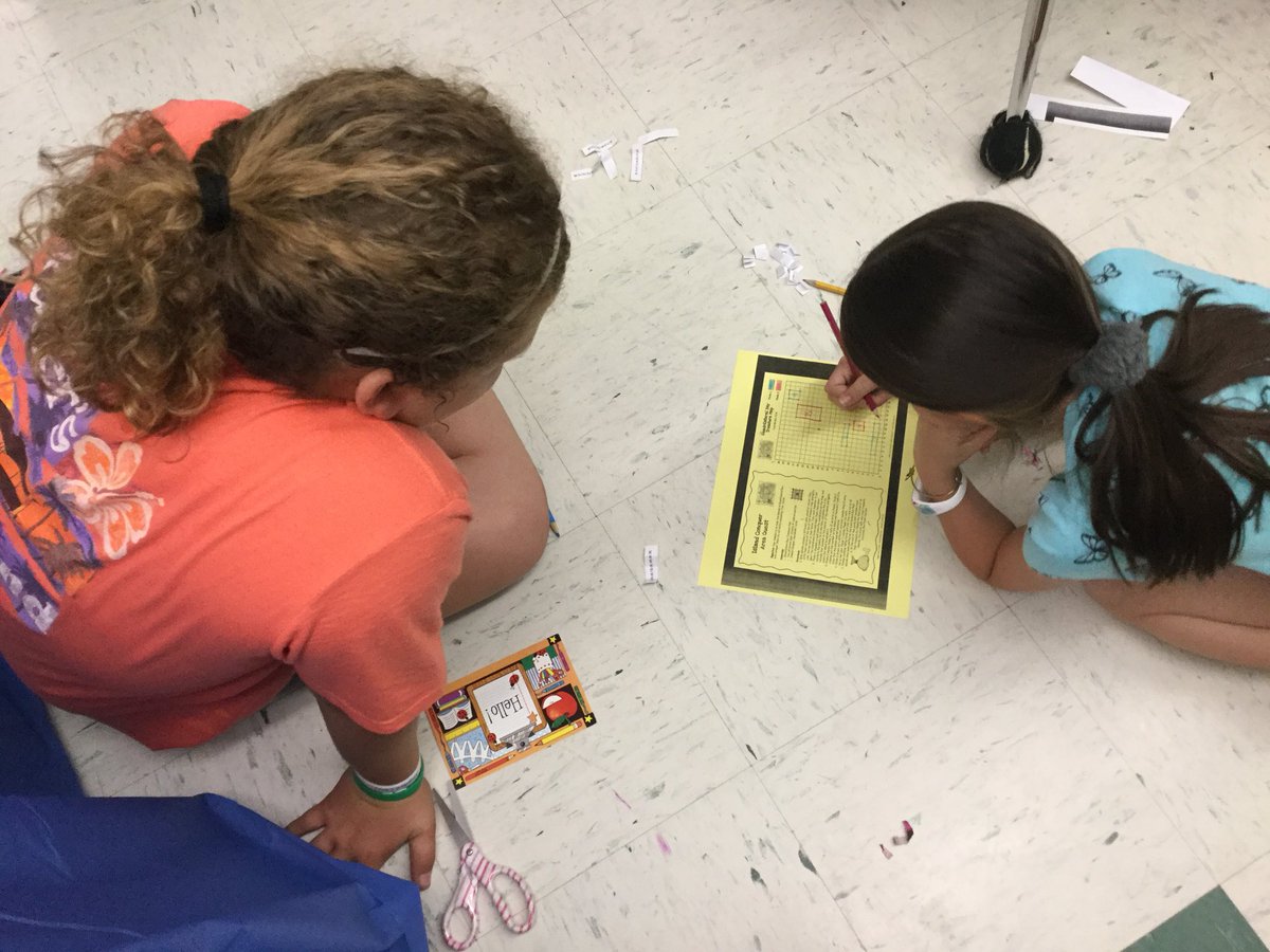 Central4thGrade's tweet photo. Using our knowledge of coordinate grids and ordered pairs to play island conquer!!! https://t.co/s4nQzcLWnF