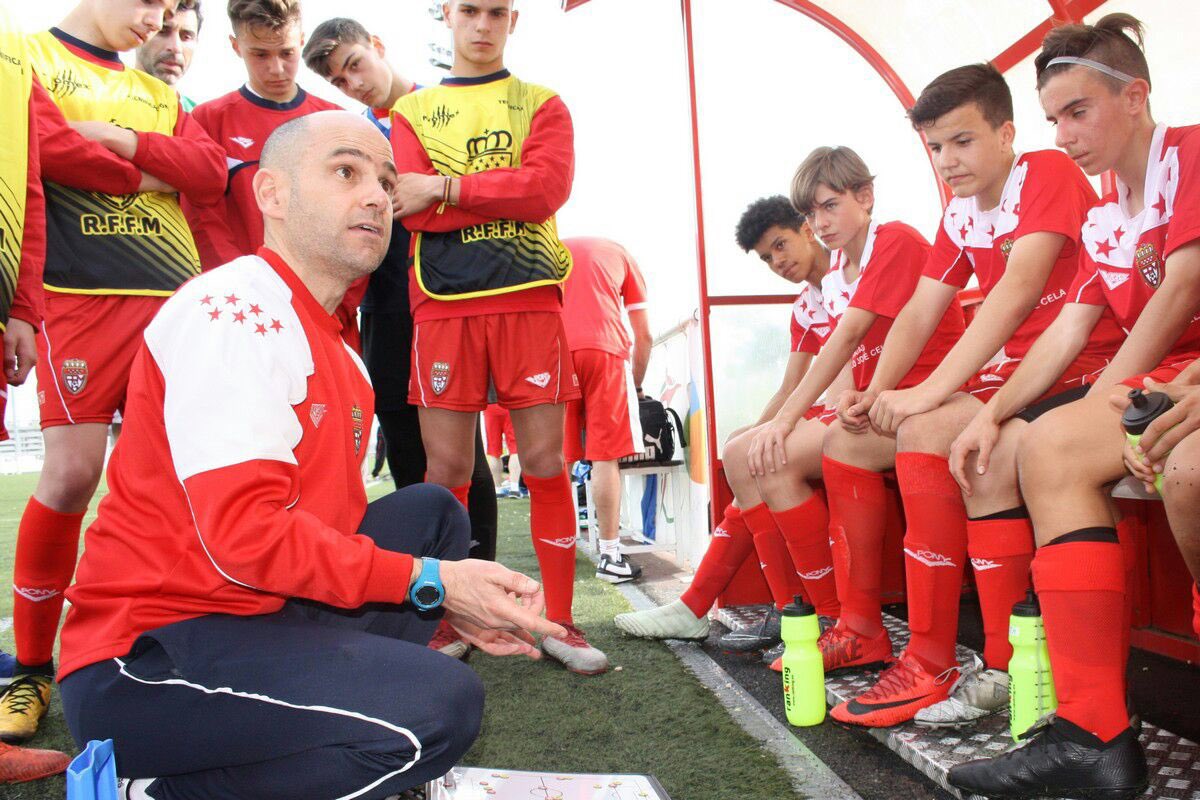 RFFM_oficial's tweet photo. #SeMadrid #Sub14
Esta tarde los infantiles de @nachoferrerSC han tenido amistoso ⚽️ ante el #InfantilA del @RayoVallecano en su Ciudad Deportiva 🏟. Agradecer al conjunto franjirrojo su acogida! 👍🏼 https://t.co/6Rii5wjoJ3