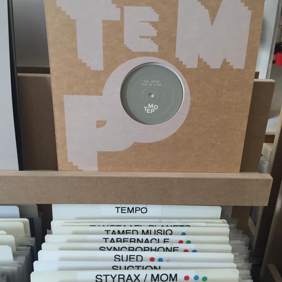djfusionnl's tweet image. Tempo Records represented at the @Clonedotnl Recordstore in Rotterdam, NL. #vinyl #records #drumandbass #jungle #underground #music #art #craftmenship #recordstore