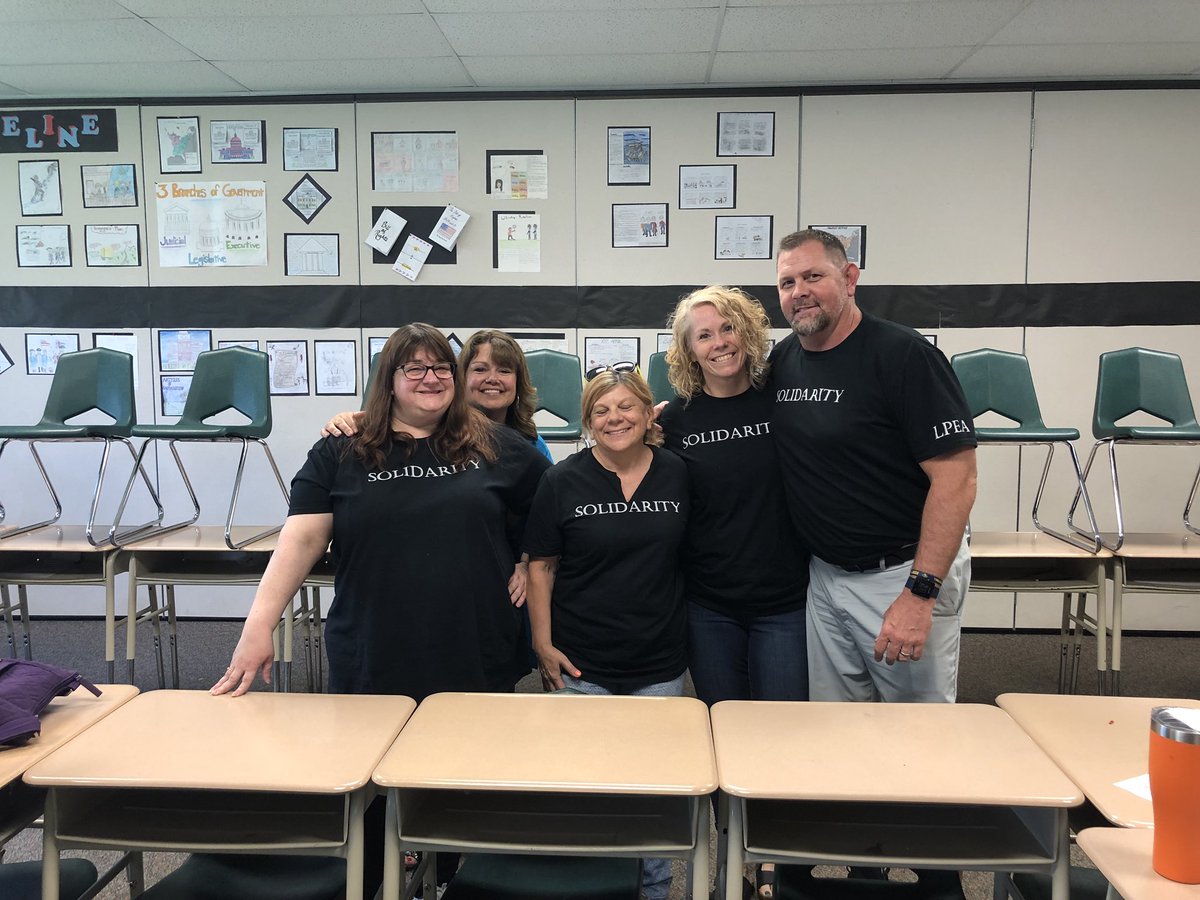 MrsWask's tweet photo. Our LPMS team hard at work during our collaborative early release time! Part 2 #GoRails ! https://t.co/LWwCPgKaff