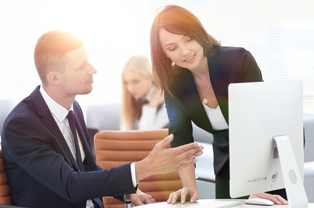 NickJacksonFin's tweet photo. "They came for the money. They stayed for the innovation." CFOs inherently look for the long-term ROI and digital innovation is no different. Enjoy this @Oracle blog post on the end of technology obsolescence #ConnectAndExchange https://t.co/1Zt1AD6Ynw https://t.co/7QBz08er2Z