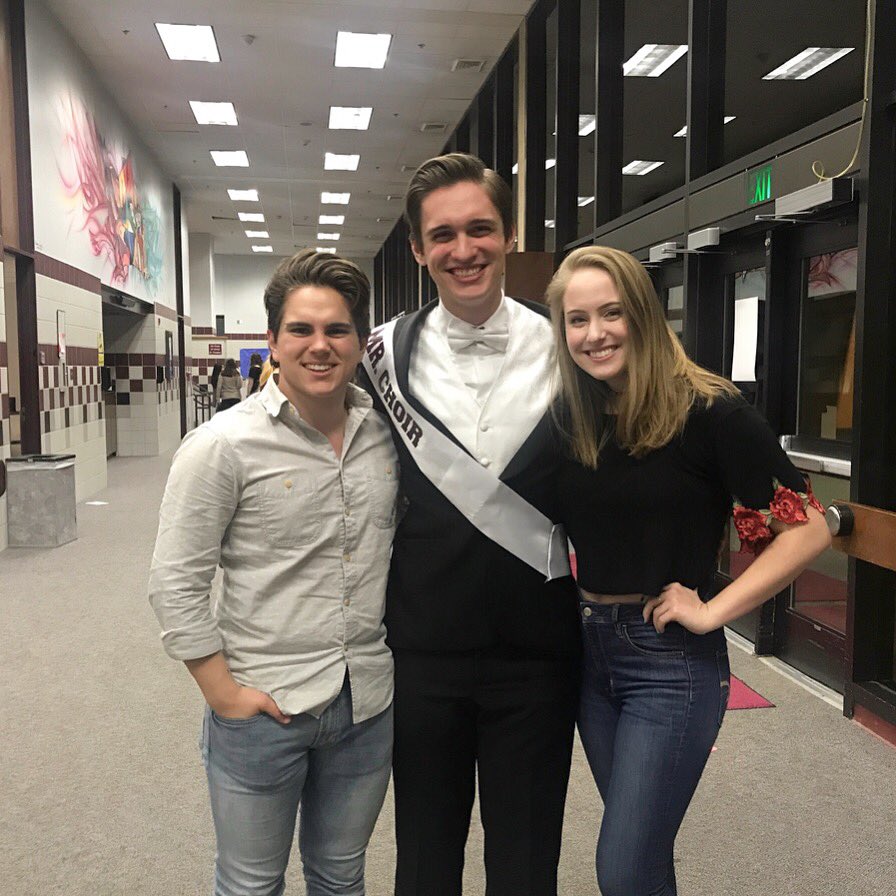 _beccaanne's tweet photo. happy bday bff💜 thanks for always being there for me &amp; putting up with my craziness! srsly can't wait to see you kill it as romeo &amp; visit you all the time at UCLA!! hope you're having the best day, you deserve it andrew

p.s. (british accent) i fucking love honey https://t.co/irrmB3npKL