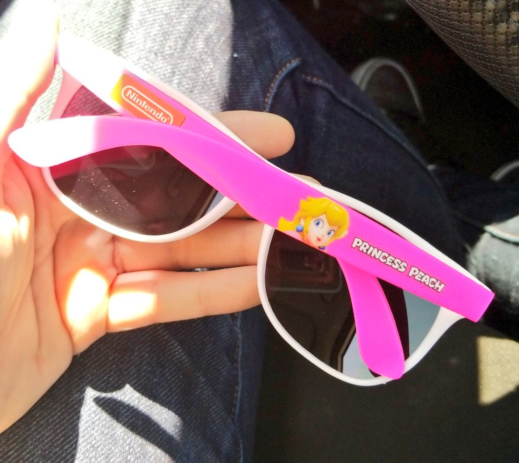 elisebby01's tweet photo. Stopped in to work for a couple minutes and the Nintendo Representative gave me a sweet set of shades! 😎 https://t.co/7NLcWlQJ13