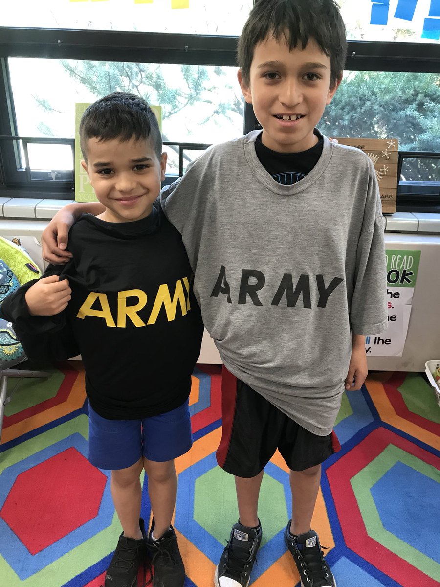 MrsBell2ndGr's tweet photo. When Mr. Bell heard these two guys wanted to be in the Army, he rushed over to bring them some old shirts he had for Professional Day. https://t.co/mik6GsYM19