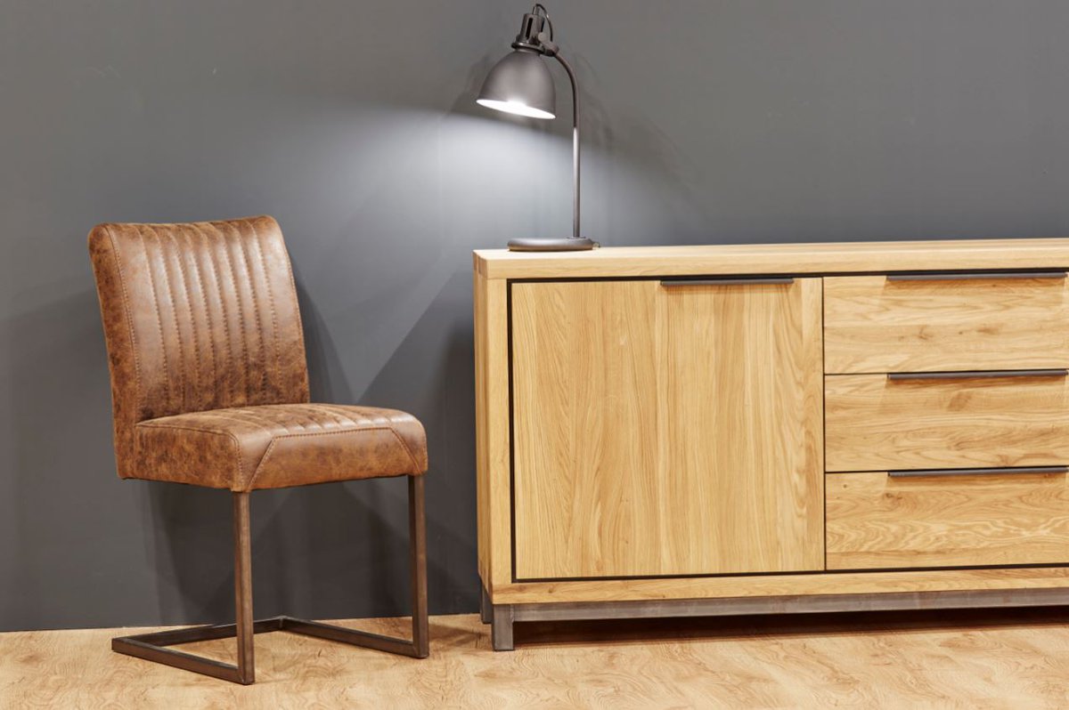 pa_furnishings's tweet photo. This modern #Scandi #SolidWood &amp; Steel #DiningSet is one of our best sellers! Available in a range of colours &amp; #DiningTable thicknesses. Range of #DiningChairs &amp; matching #Sideboards also! Visit us in store to see this &amp; more! You can also view more here> https://t.co/ikS5osaL90 https://t.co/f3wcoQHRCi