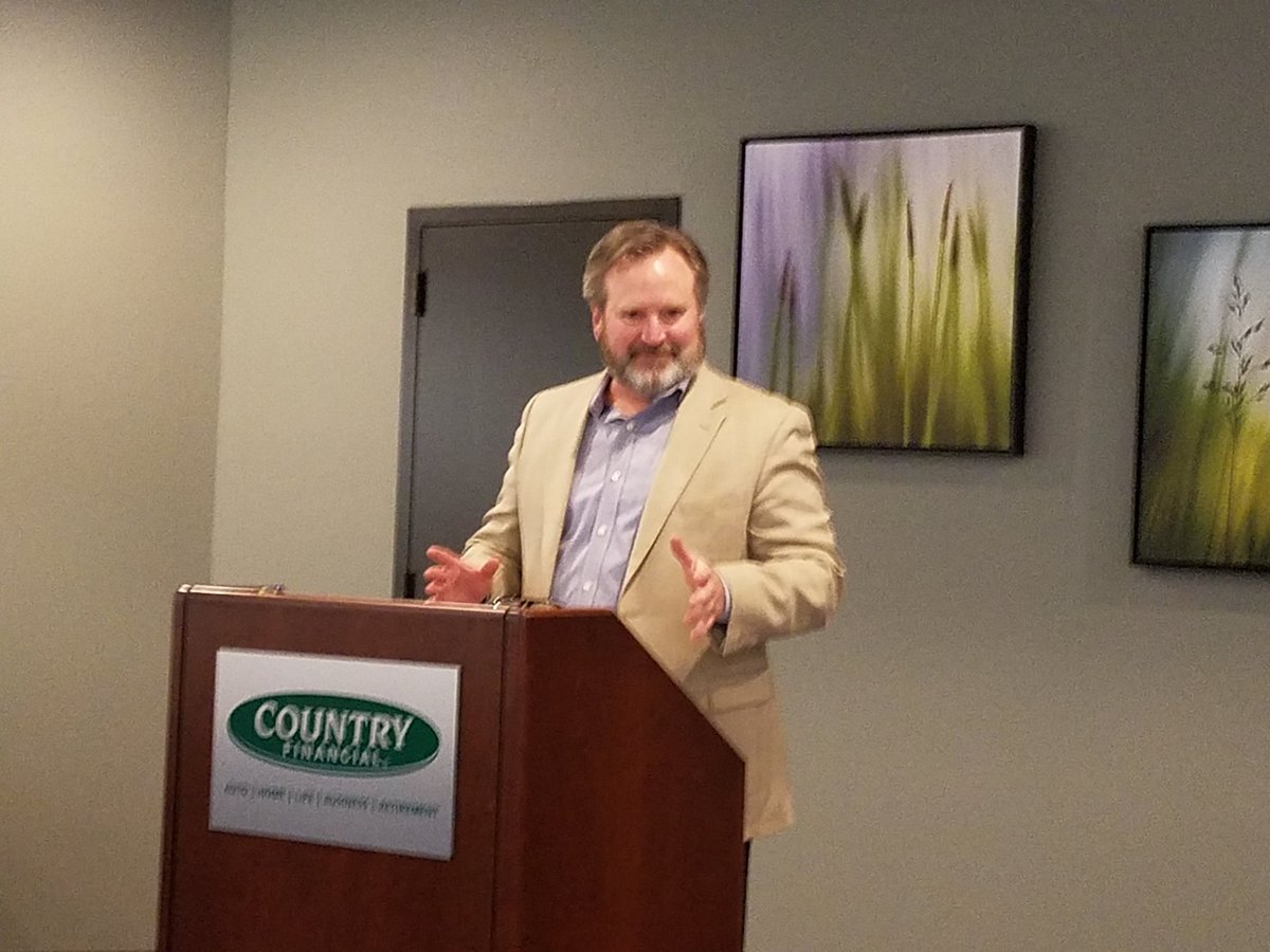 ORCPCU's tweet photo. Our wonderful speaker, Rob May! 
#CPCU https://t.co/jb8e8IACk5