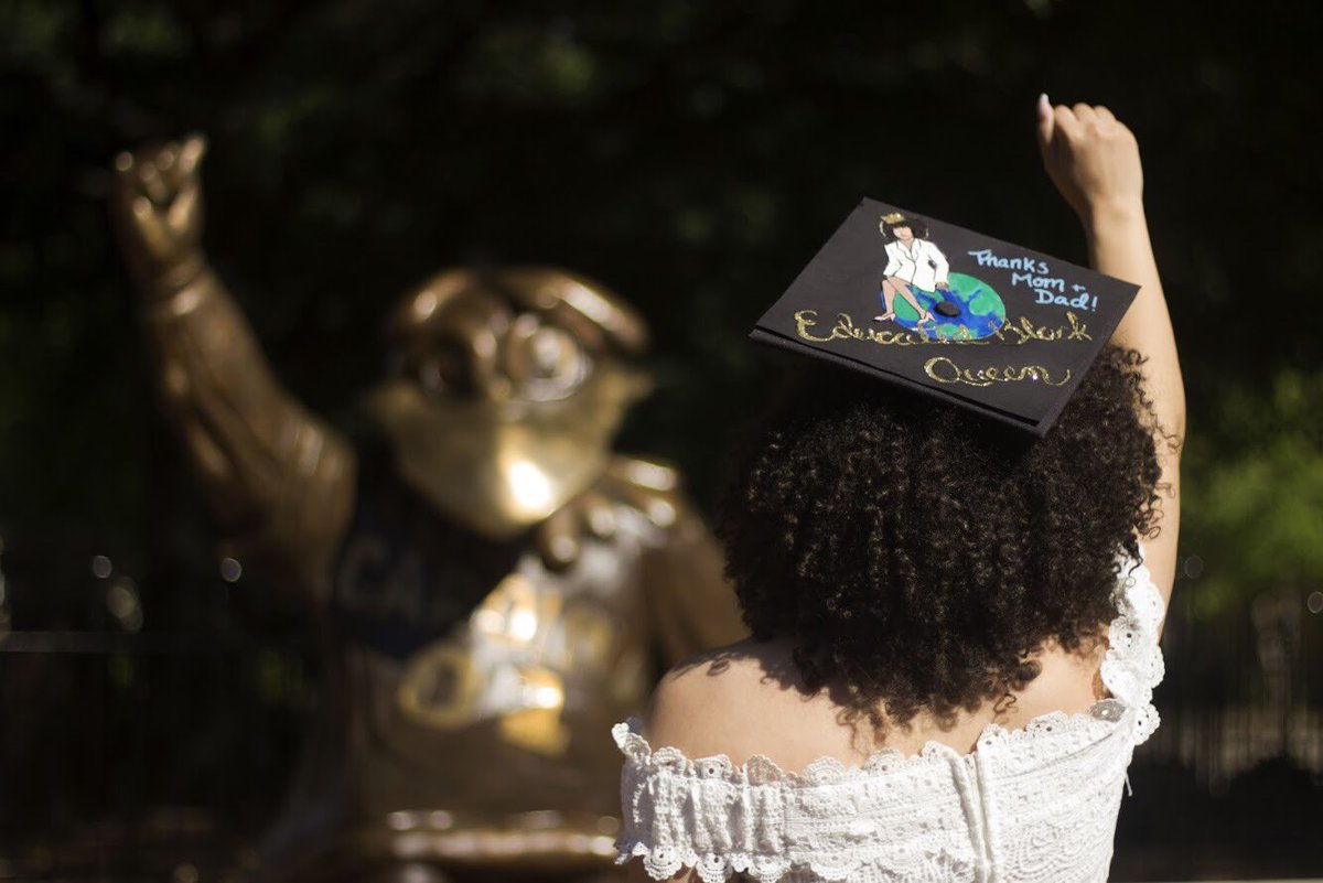 uniquelymickie's tweet photo. Graduating May 11th at 3:00 pm with my BS in Pharmaceutical Sciences, then two years left before I’m walking across the stage for my PharmD degree #PharmDToBe #futuredoctor #GraduatingWhileBlack #GradSzn https://t.co/ai0iFH3h70
