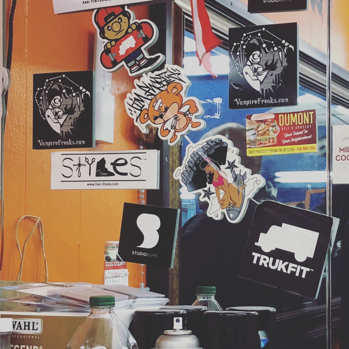 studio_bums's tweet photo. Peel, Stick, and Move. 
#Bumstickity #studiobums #logostickers #musicblog #branding #indiepromo #indiemusic #streetteam #guerillamarketing https://t.co/lMveOYKpnh