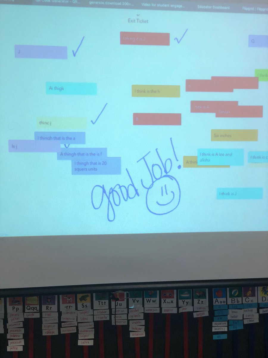 SaraLeeSanchez2's tweet photo. Breaking away from boring reviewing. Substituting with a hint of trivia. #Boardthing #SAMR #spiceitup #mathrocks https://t.co/cyxkwYdcHS