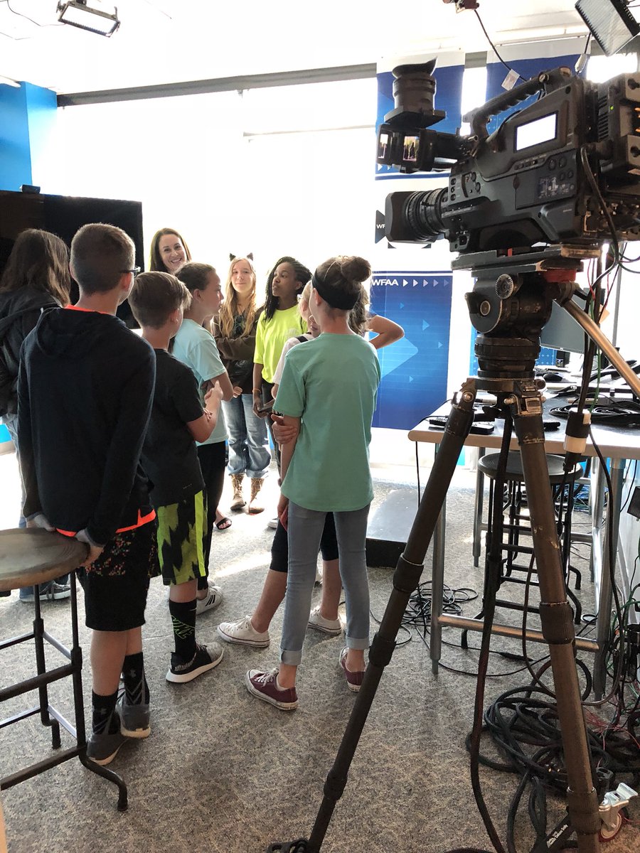 Best field trip ever!! <a href="/wfaa/">WFAA</a> <a href="/ruthcherryint/">Ruth Cherry Interm.</a> #wfaatour