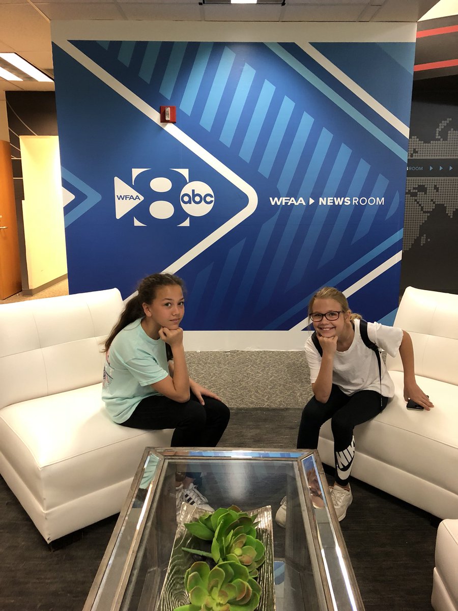 Little_Mel2's tweet photo. RCTVJr tour of WFAA! #kidslovedit  @ruthcherryint @ColleenWeather https://t.co/voaoLXDsCB