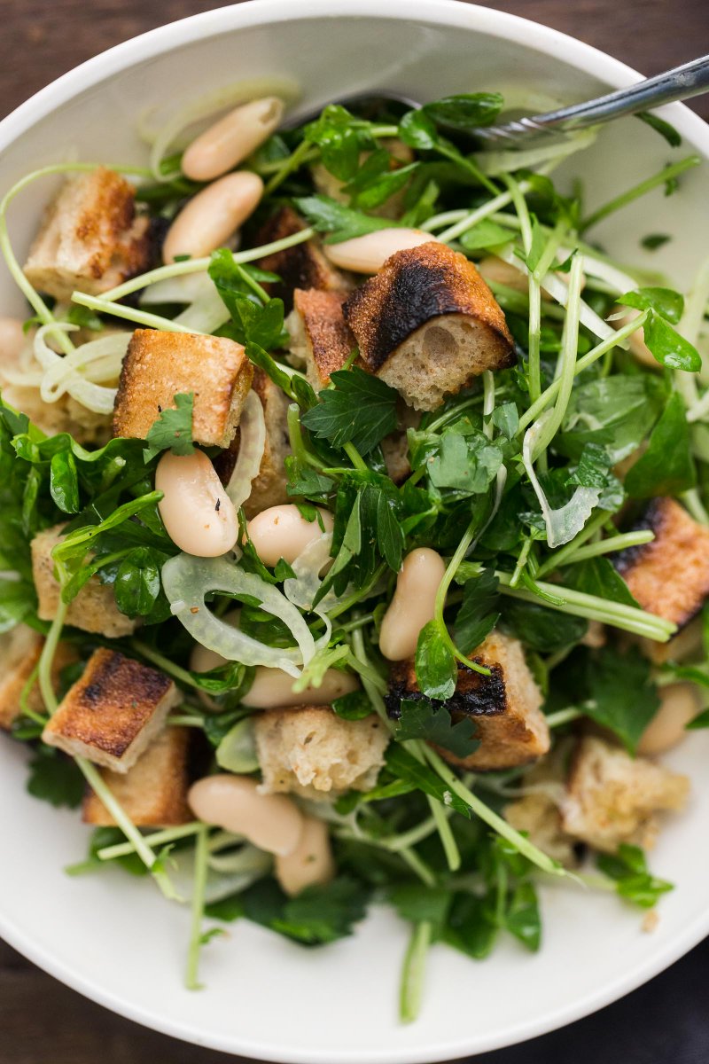 healthy_dinners's tweet photo. White Bean Salad with Pea Shoots https://t.co/nTATVQOZDj https://t.co/ucBOfGOg3C