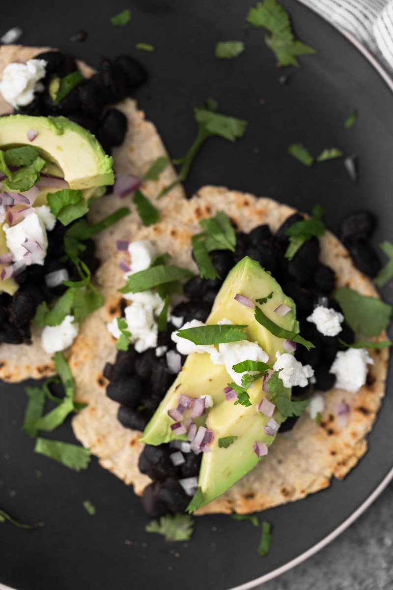 healthy_dinners's tweet photo. Black Bean Tacos with Avocado https://t.co/dntM5S9fy0 https://t.co/Gh1TDYbCN5