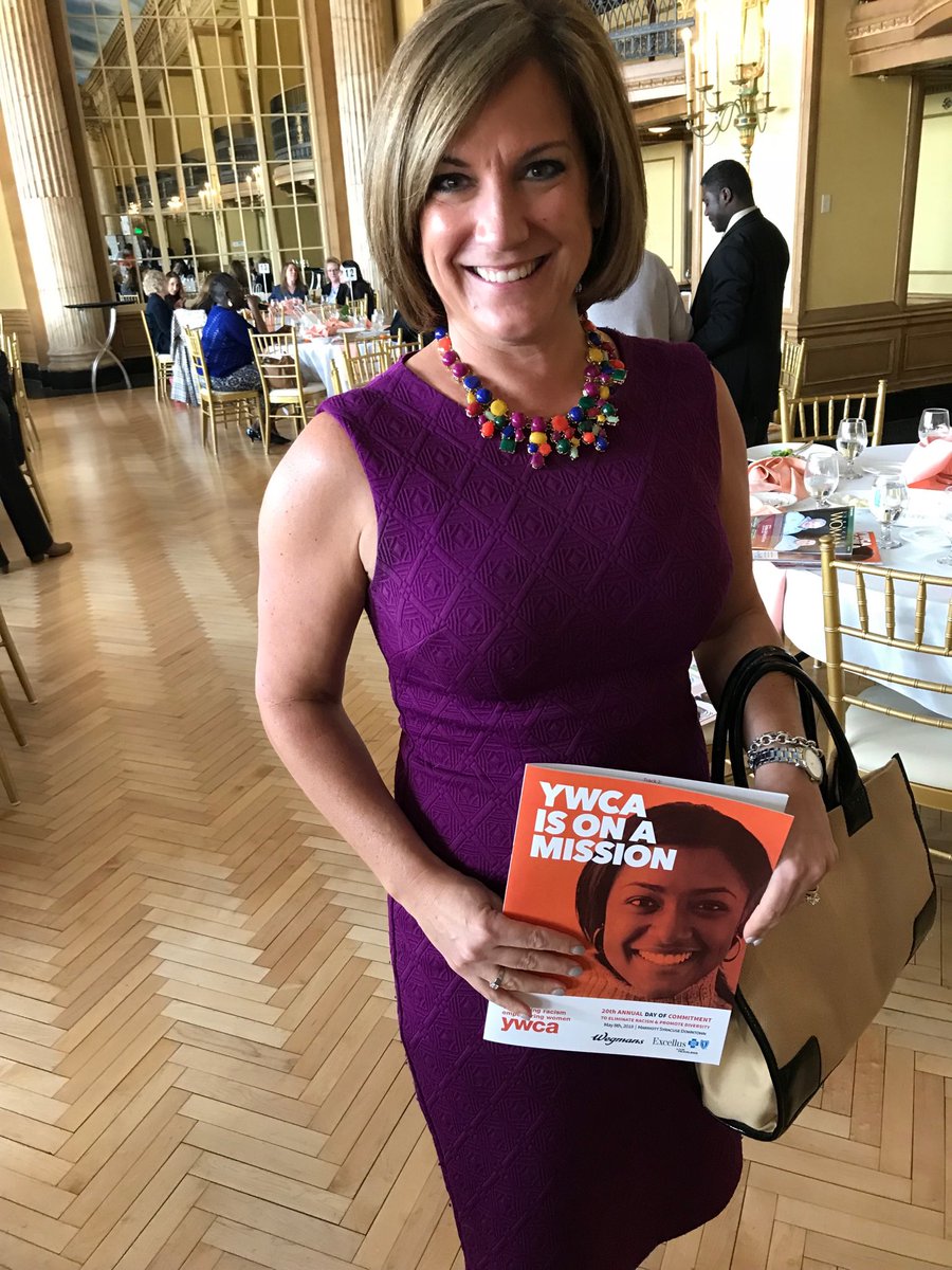 DarylLovell's tweet photo. Thanks @Jgrosso for the invite to the @ywcasyracuse #Empowerment Lunch this afternoon! Great message, networking and mission! #Community #DayOfCommitment https://t.co/HAqC8F5RV7