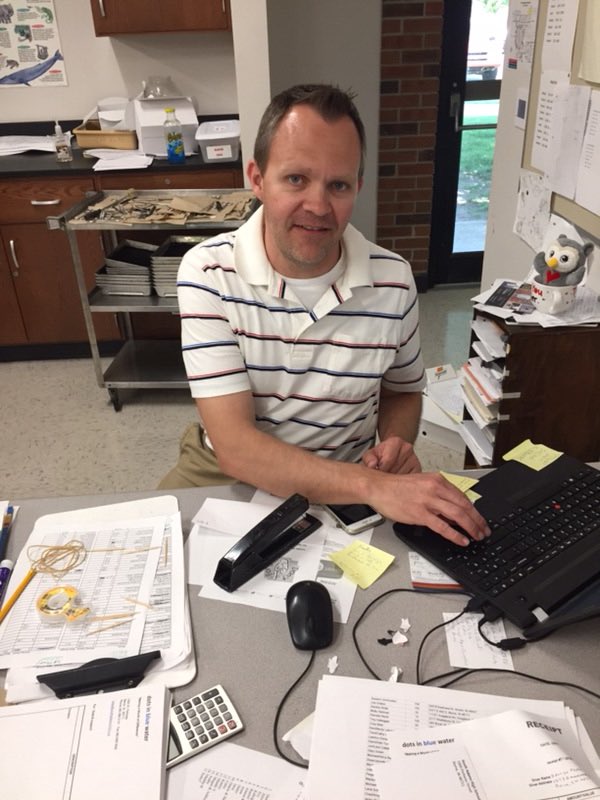 samassmedia's tweet photo. It's teacher appreciation day! If you see a teacher make sure you thank them for everything they do for their students! https://t.co/z4MVQReYRy