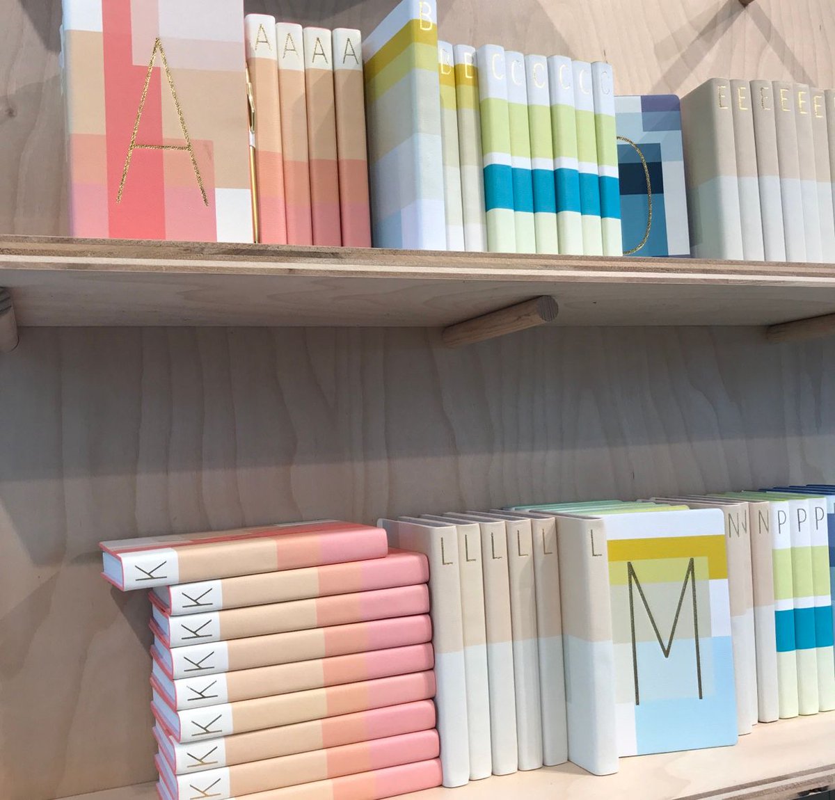 everylittleUK's tweet photo. Writing your way to happiness... 
 https://t.co/sIGBb5bwzd https://t.co/GCriokxeBc