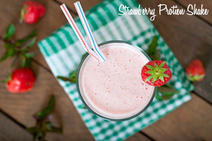 healthy_dinners's tweet photo. Strawberry Protein Shake Recipe https://t.co/BKL9mtYMrv https://t.co/J4vtk0gJLi