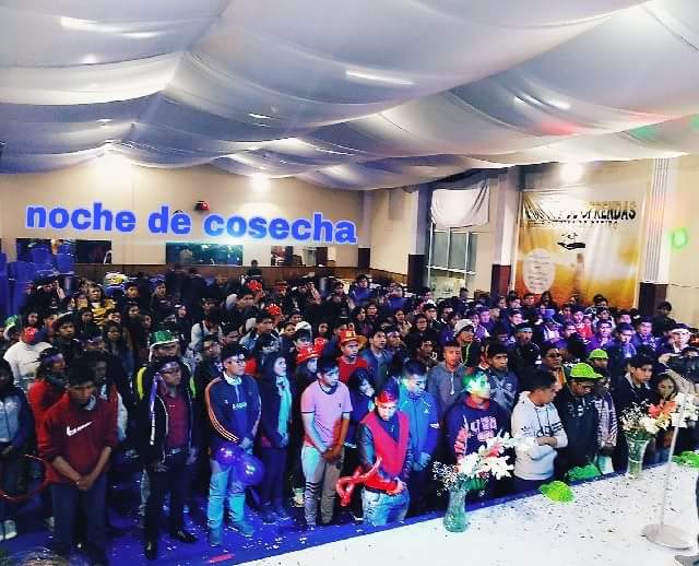 EdwinCo777's tweet photo. Poderosa noche de cosecha
#TemplodeDios https://t.co/ZKJgmNCk1g