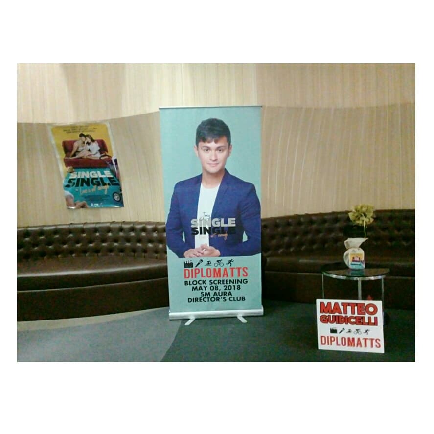 _DiploMatts_'s tweet photo. @_DiploMatts_ BlockScreening of #SingleSingleTheMovie at SM Aura's Director Club ๐ฅ https://t.co/HMkWZPGceC