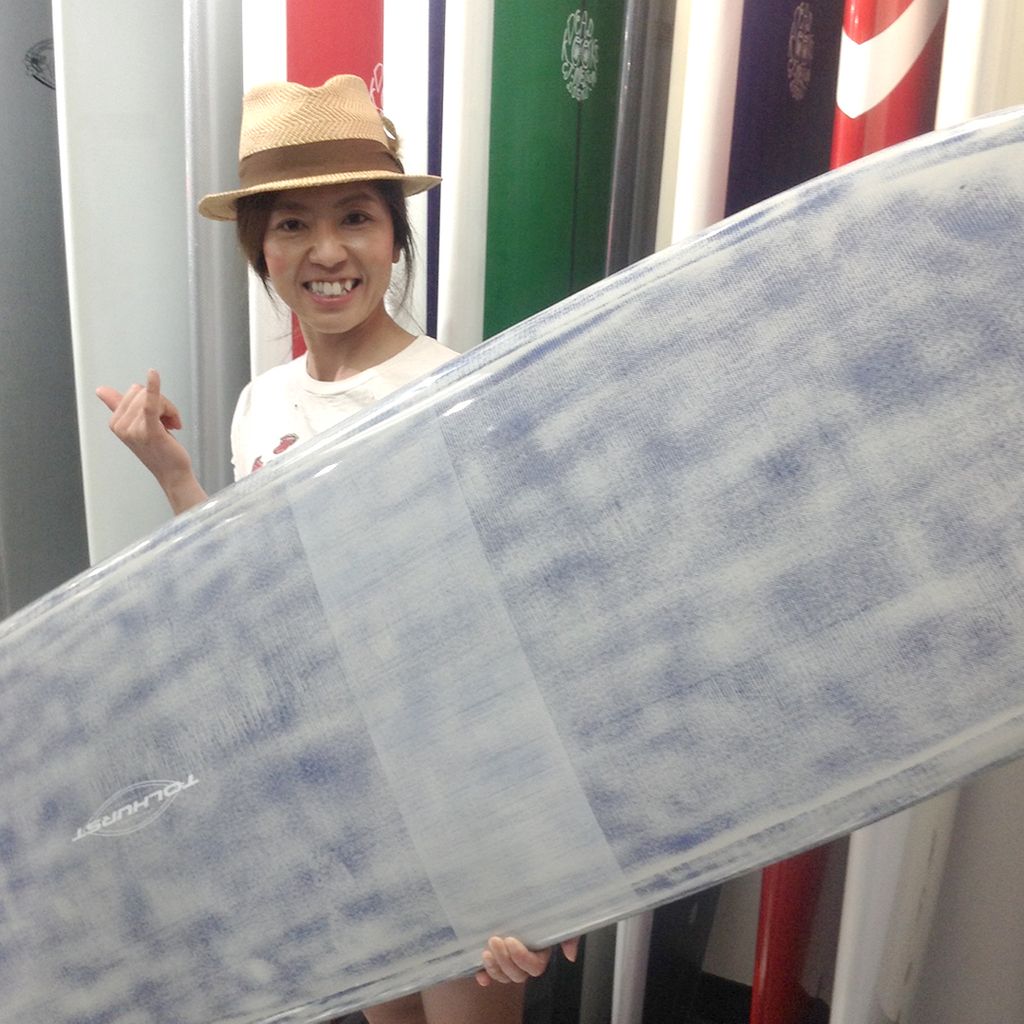 Hwnsouthshore's tweet image. The Harley Ingleby Cruiser for fun days in the sun.
She has a storage locker here in Honolulu. She&apos;ll keep it their and surf it here. She comes several times a year.

#harleyingleby #harleyinglebycruiser #thunderbolttechnology #surfing #surf #longboard #longboading