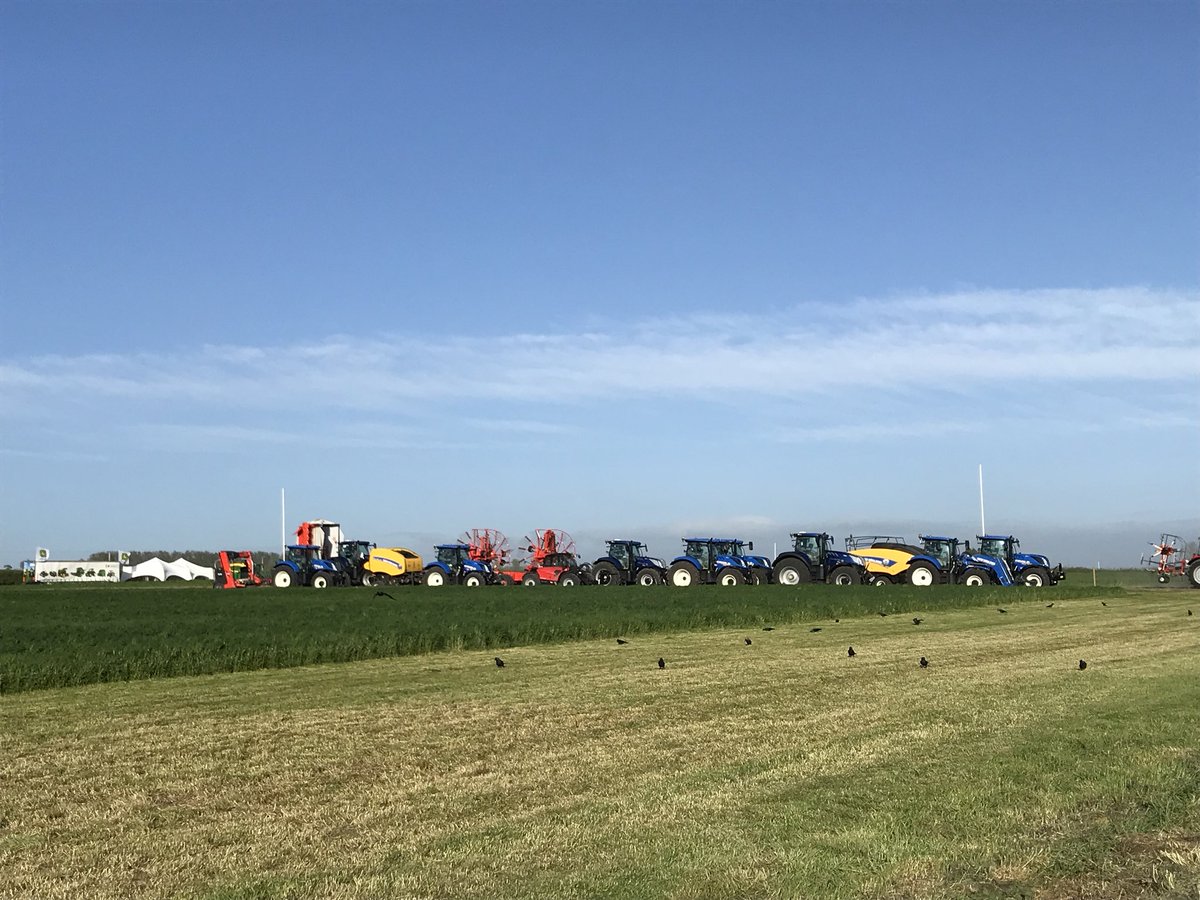 James_Coxx's tweet photo. Working dairy farm land transforming into the UKs National Grassland Event! #GLUK18 #loveit https://t.co/sYVYGGbGd8