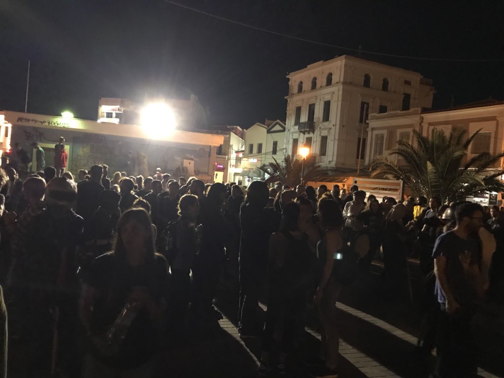 sol2refugees's tweet photo. #Antifa demo today in #Lesvos #Mitiline against #fascist attack to #refugees on Sunday 22/04. Hundreds of #Lesvian locals, #refugees and #internationals #solidarians took the streets to send the antifa answer to fascists! #AntifaForEver https://t.co/Q9HNz1WBoq