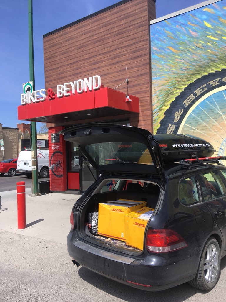 trigeekcanada's tweet photo. Team kits round 2 !!! https://t.co/JUHTQI8uCK
