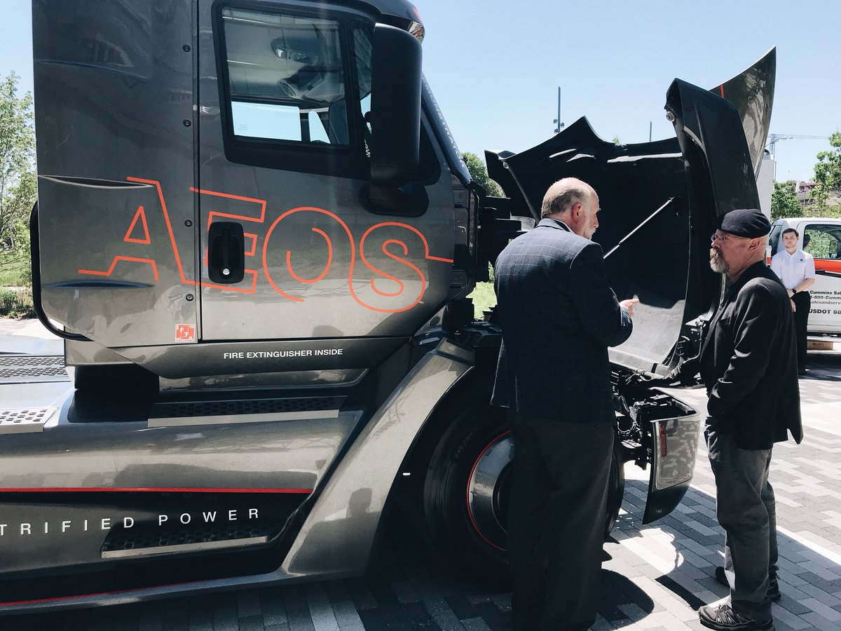Cummins's tweet image. Just another day on the job for Tom Dollmeyer, Executive Engineer - Electrified Power @Cummins. Earlier today, Tom discussed all-things AEOS and energy-diverse technology with engineer, former host and executive producer of @MythBusters, Jamie Hyneman (@JamieNoTweet). #cummins