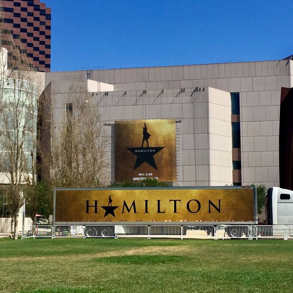 Are you ready to #RiseUp, Costa Mesa? The #PhilipTour begins performances tonight at @SegerstromArts. #Hamiltour (📷: @SegerstromArts)