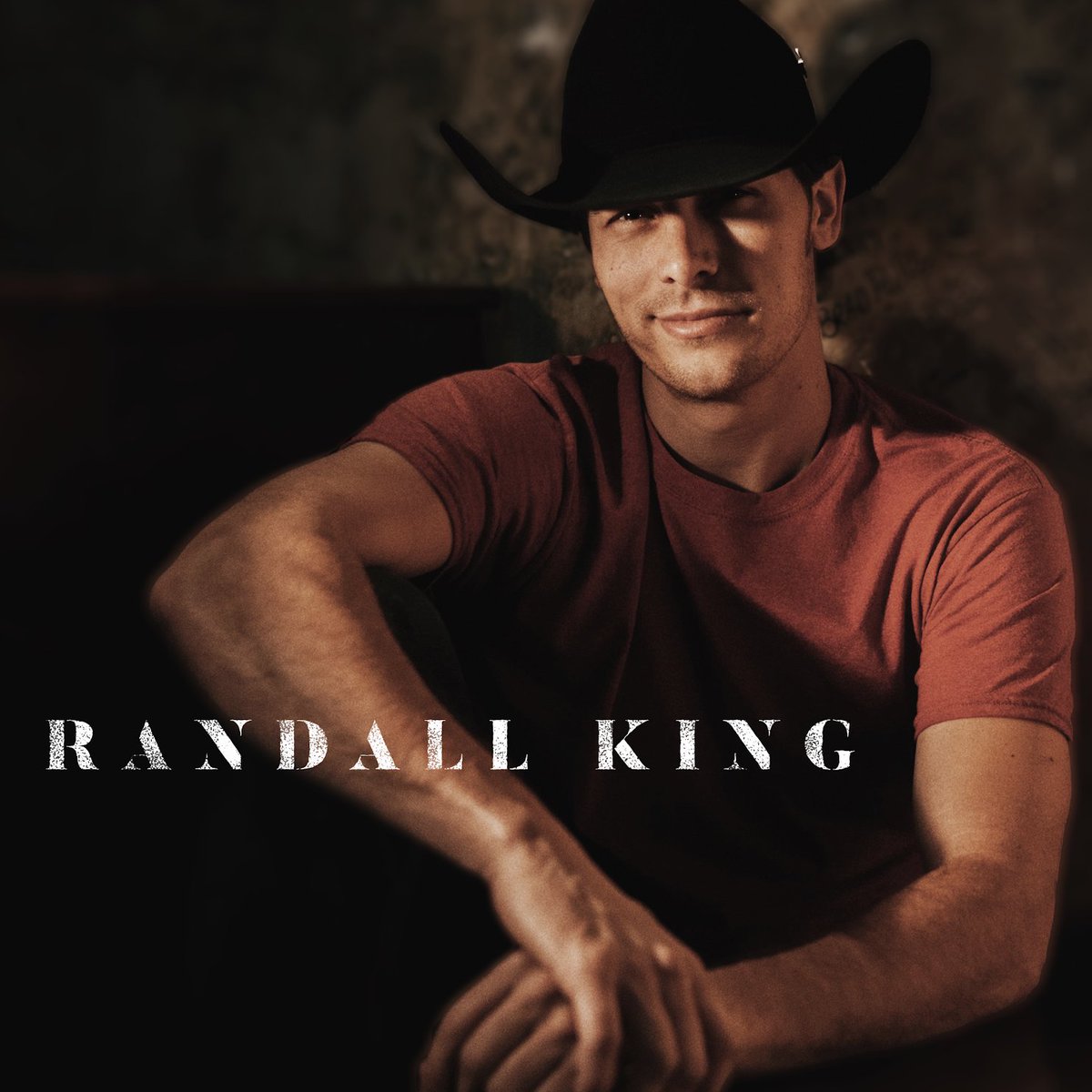 celebsecrets's tweet photo. Just like @GarthBrooks, here’s why we’re obsessing over @RandallKingBand https://t.co/aXl9pYM5FW (via @CS_Country) https://t.co/dELRwUp6uO