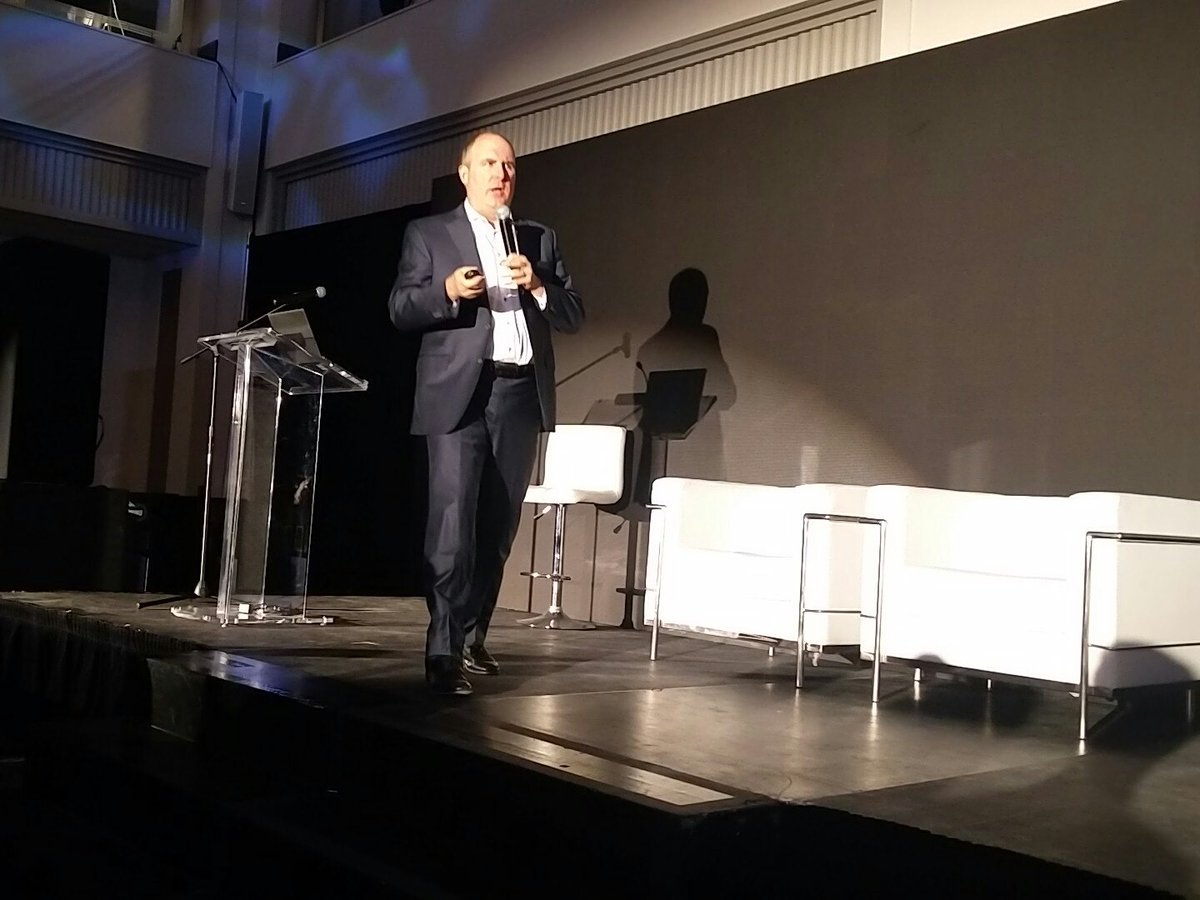 EZ365ecosystem's tweet image. EZ Exchange's @JimHarris talking about #disruption at #KryptoNight.