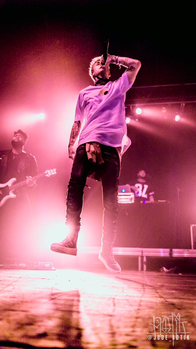 jude_aotik's tweet photo. #SoundsetPhotographer I wanna shoot soundest because this is my last year in our lovely state of Minnesota and nothing in this world would make me happier than to shoot the festival that made want to shoot concerts. https://t.co/JXryD2YW7E
