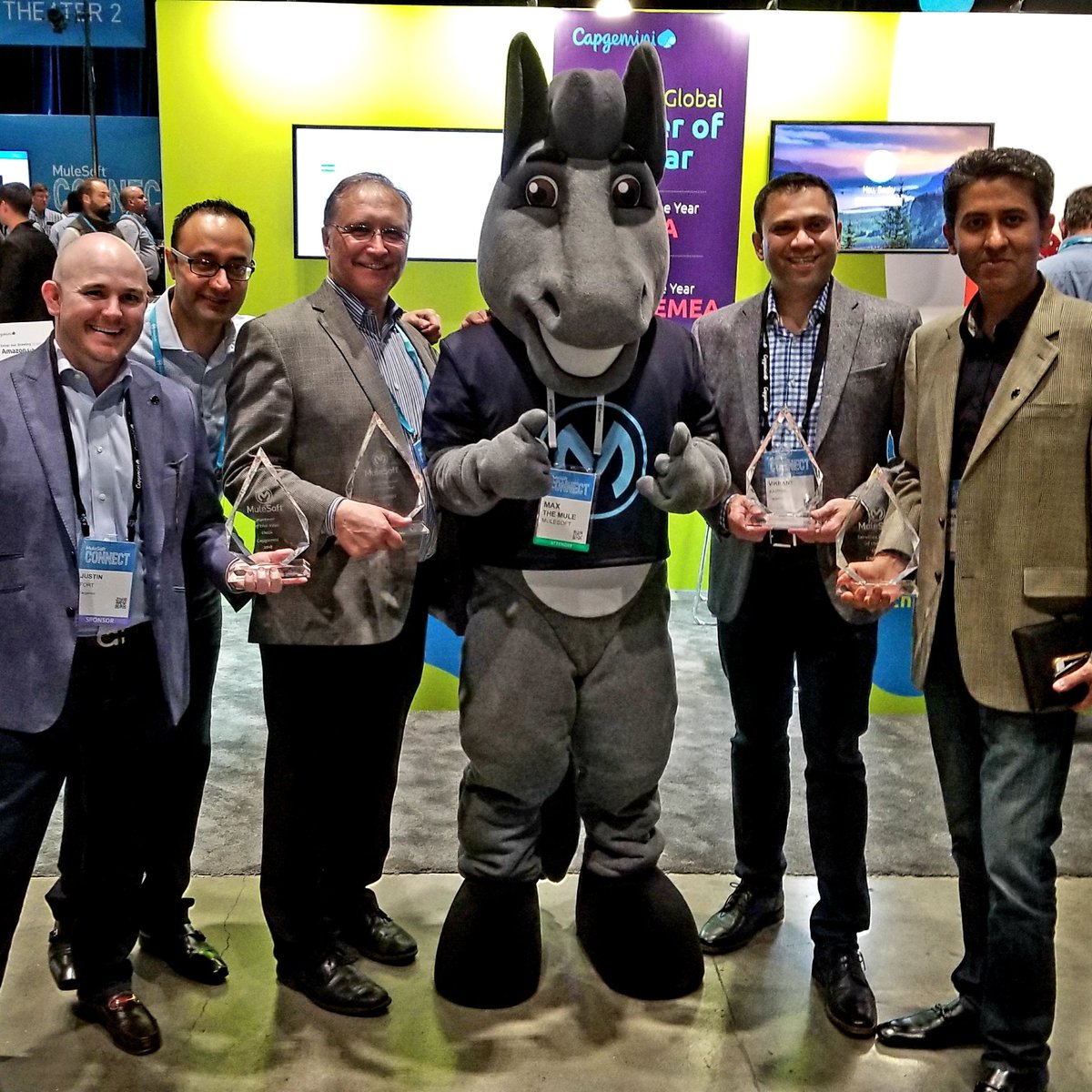 Congratulations <a href="/Capgemini/">Capgemini</a> Cloud Integration team who captured 4 Mulesoft partner awards including Global Partner of the Year #CONNECT18 #capgemini