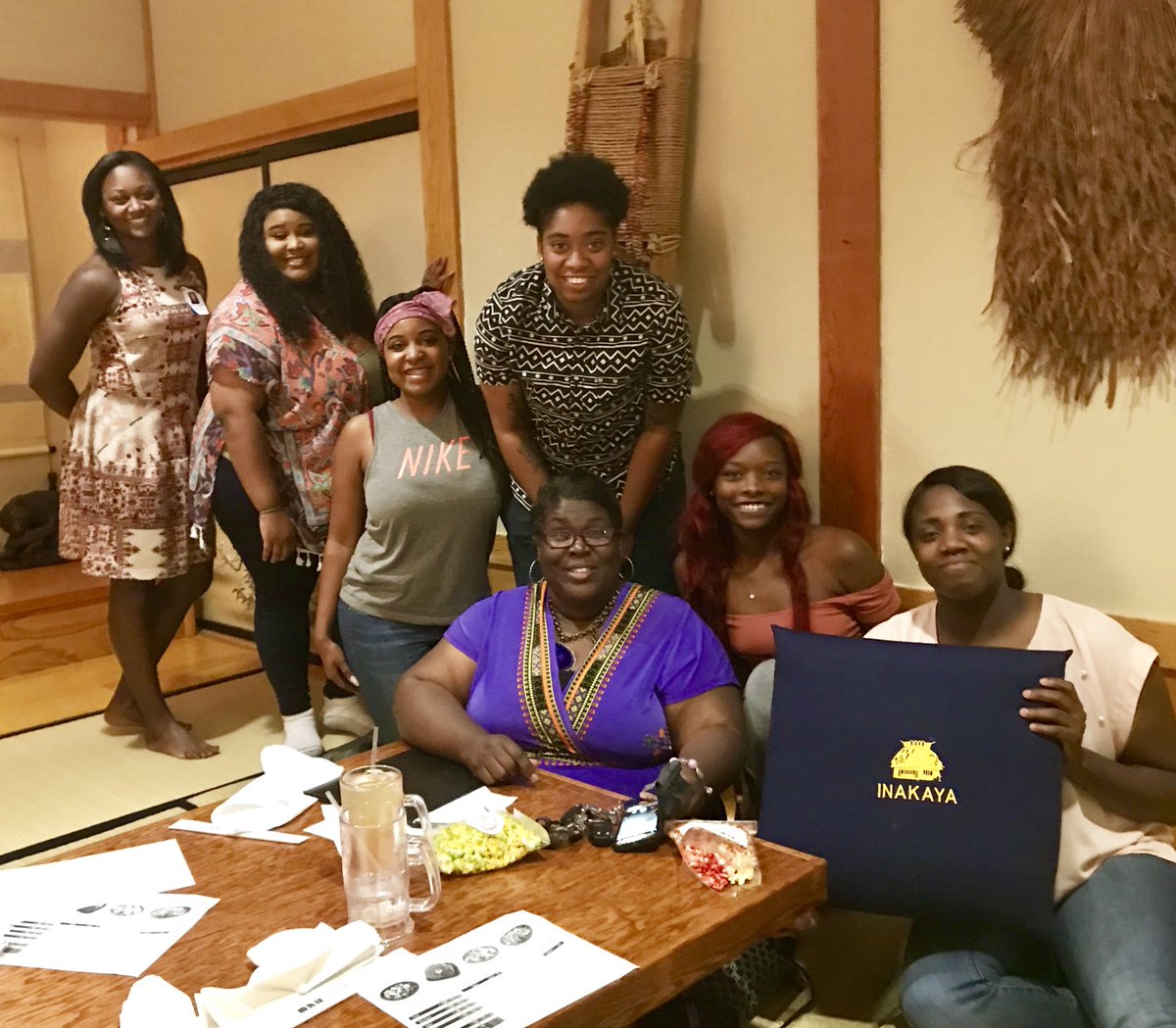 HarmonyNLllc's tweet photo. Tonight I had the honor of meeting with Professor Jones and her SC State students studying food science and human nutrition. We had a great time talking about their journeys and career options over dinner. These young ladies have incredible talent and are going to go far ✨ https://t.co/NYs5ZnyRed